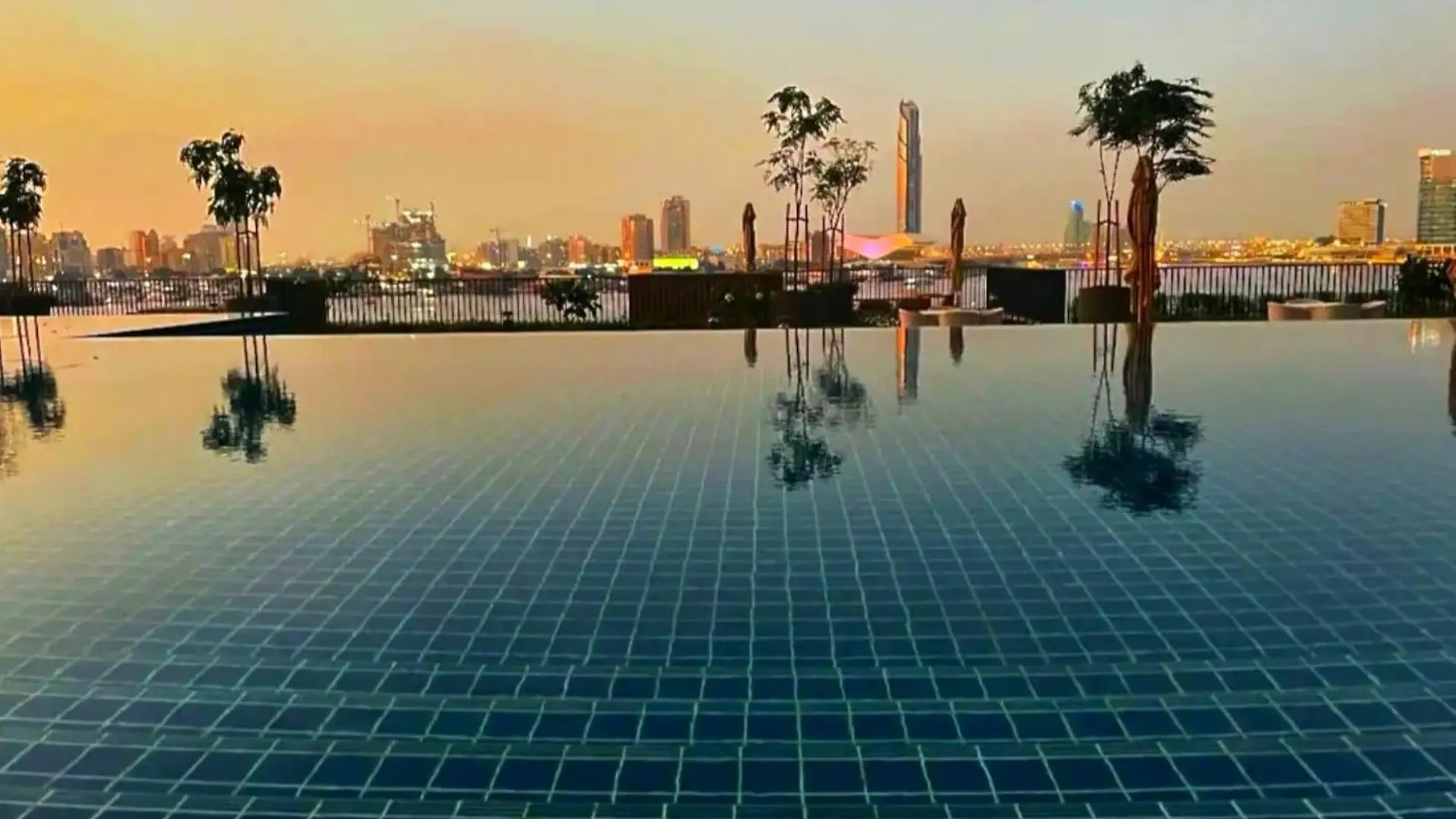 Lägenhet Stunning 3Br With Assistant Room In Creek Edge Tower 1, Dubai Creek Harbor By Deluxe Holiday Homes Förenade Arabemiraten