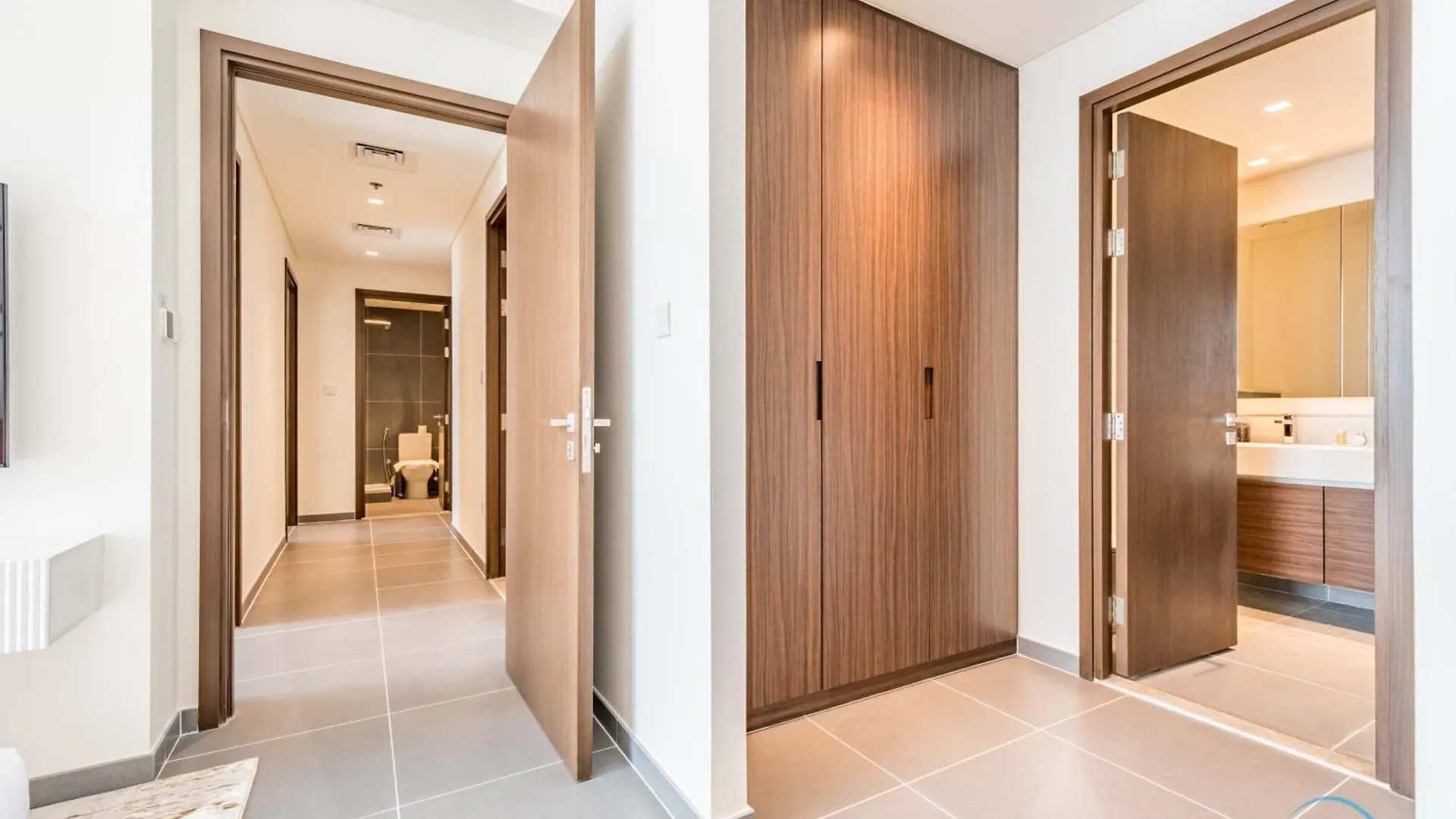 Apartment Stunning 3Br With Assistant Room In Creek Edge Tower 1, Dubai Creek Harbor By Deluxe Holiday Homes