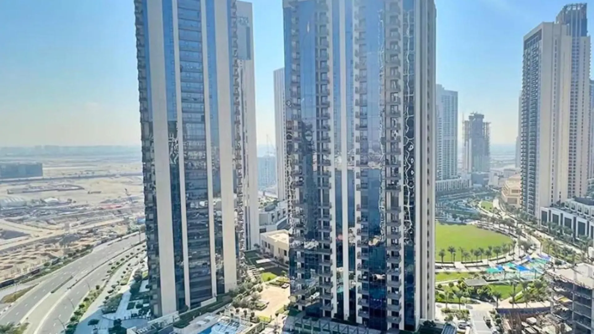 Apartment Stunning 3Br With Assistant Room In Creek Edge Tower 1, Dubai Creek Harbor By Deluxe Holiday Homes
